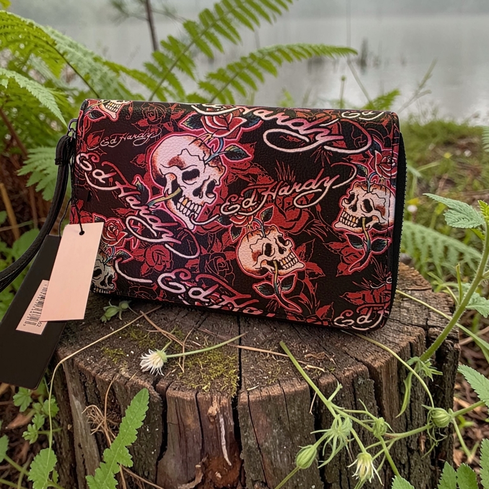 Skull Clutch Wallet Vintage Inspired by ED Hardy NWT - Picture 3 of 6